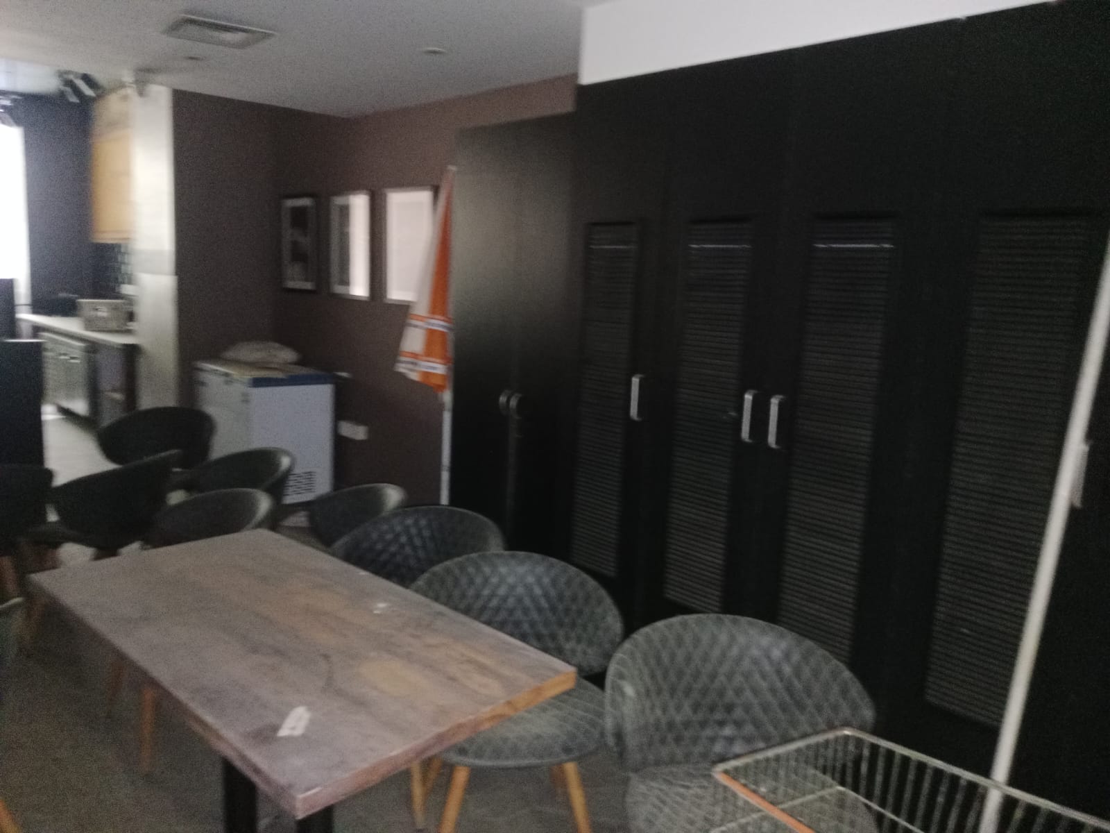 Shop for Rent in Sion Trombay Road Mumbai