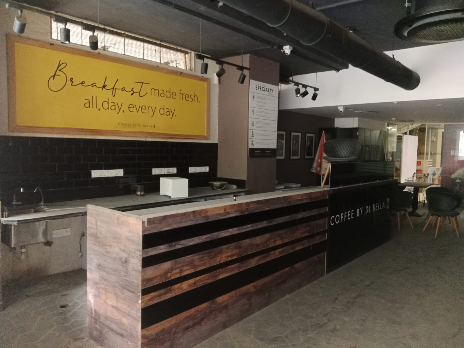 Shop for Rent in Sion Trombay Road Mumbai