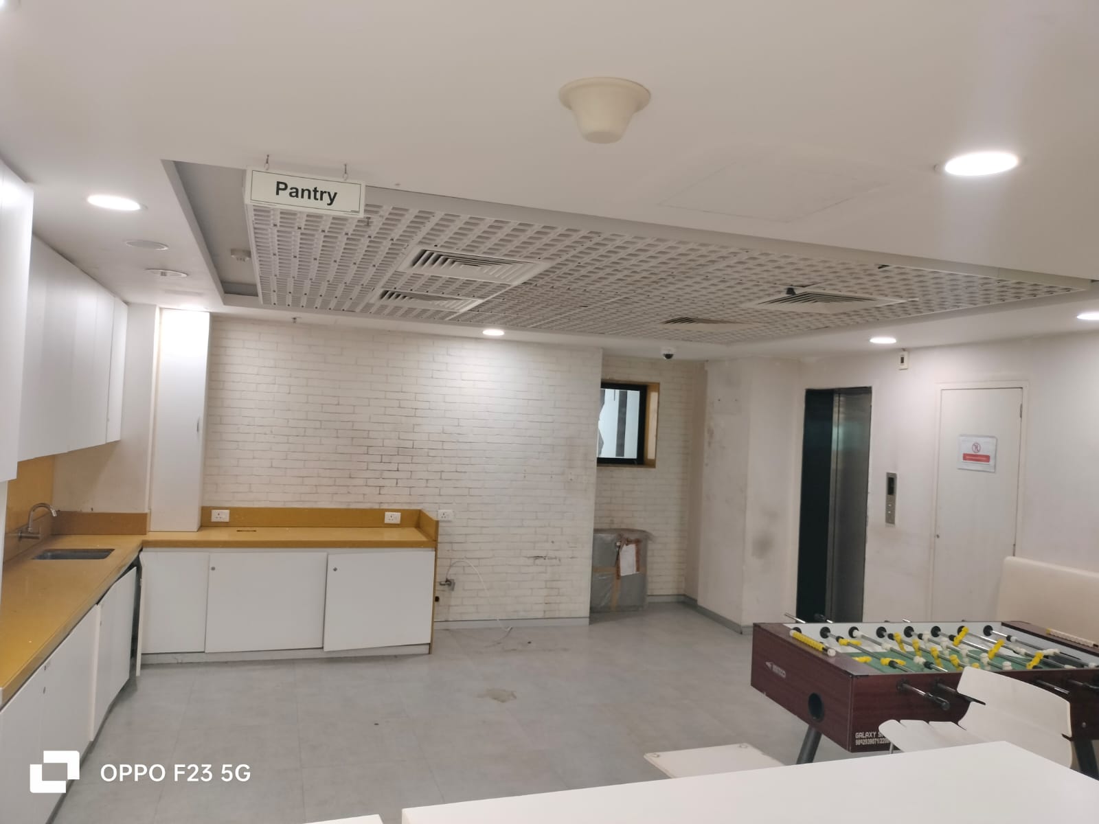Office for Rent in W E Highway Mumbai