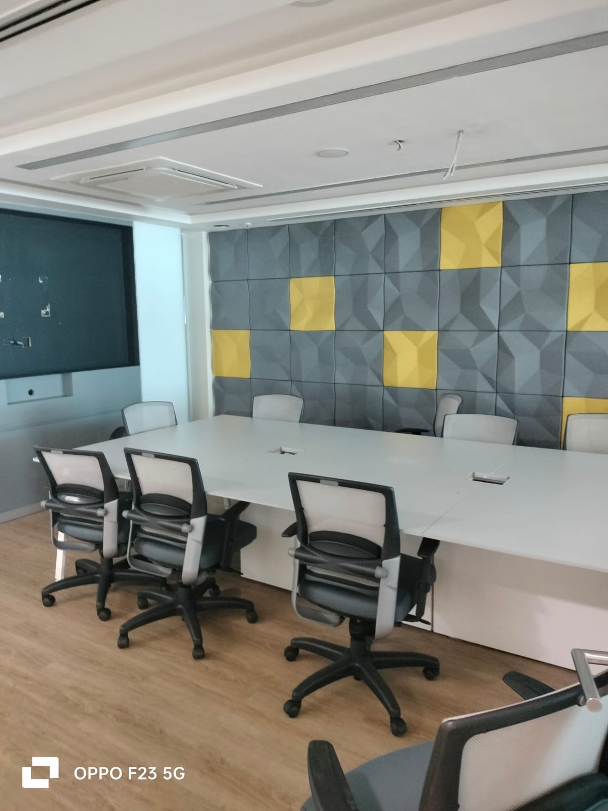 Office for Rent in W E Highway Mumbai