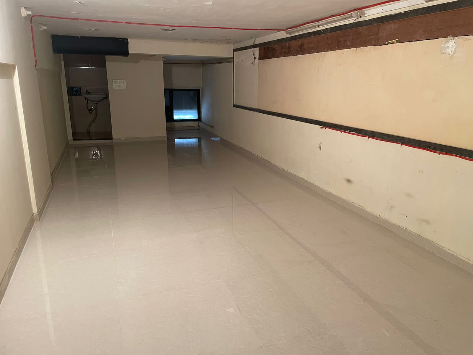 Shop for Rent in L B S Road Mumbai