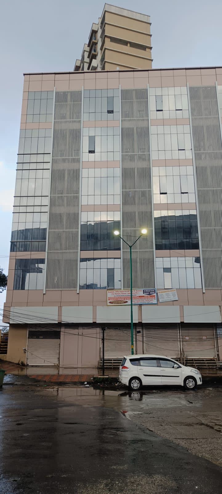 Shop for Rent in L B S Road Mumbai