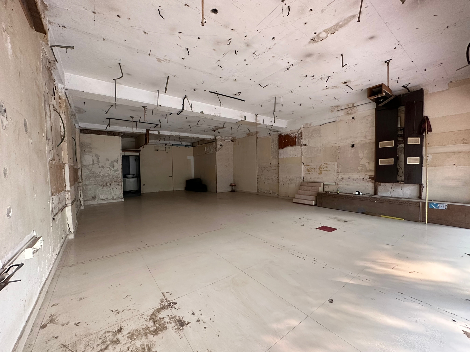 Shop for Rent in Mahul Road Mumbai