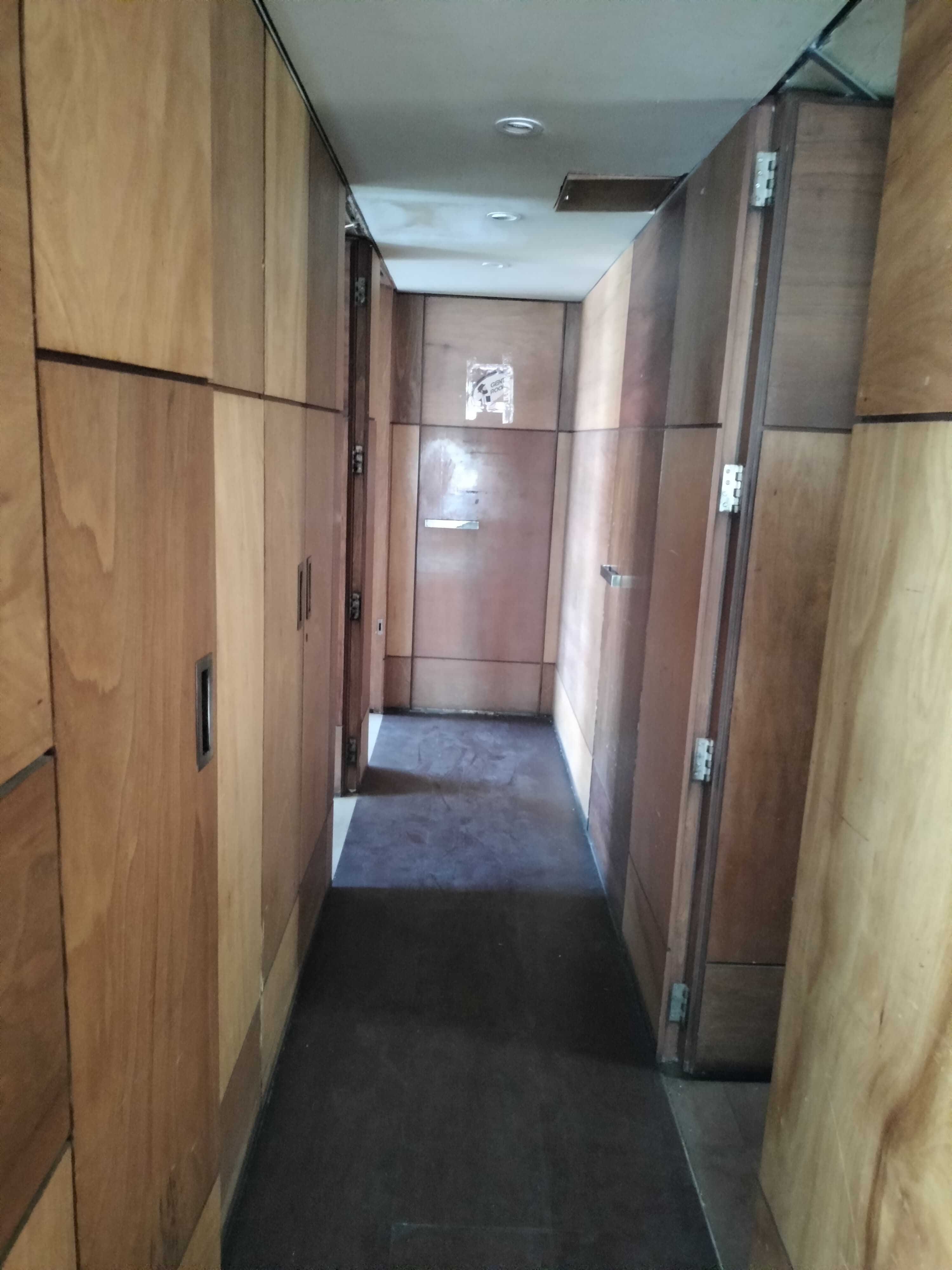 Office for Rent in Santacruz West Mumbai