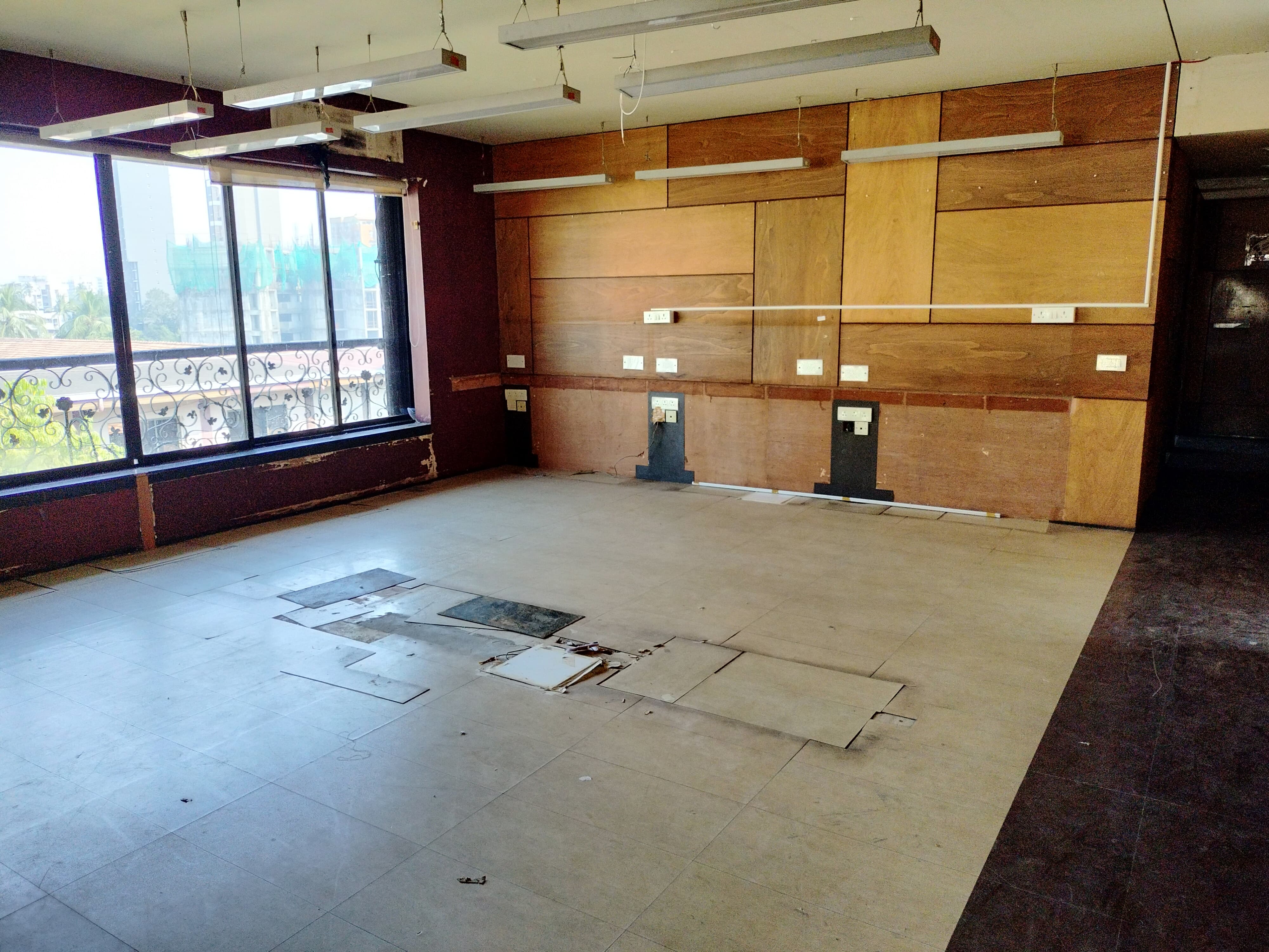 Office for Rent in Santacruz West Mumbai