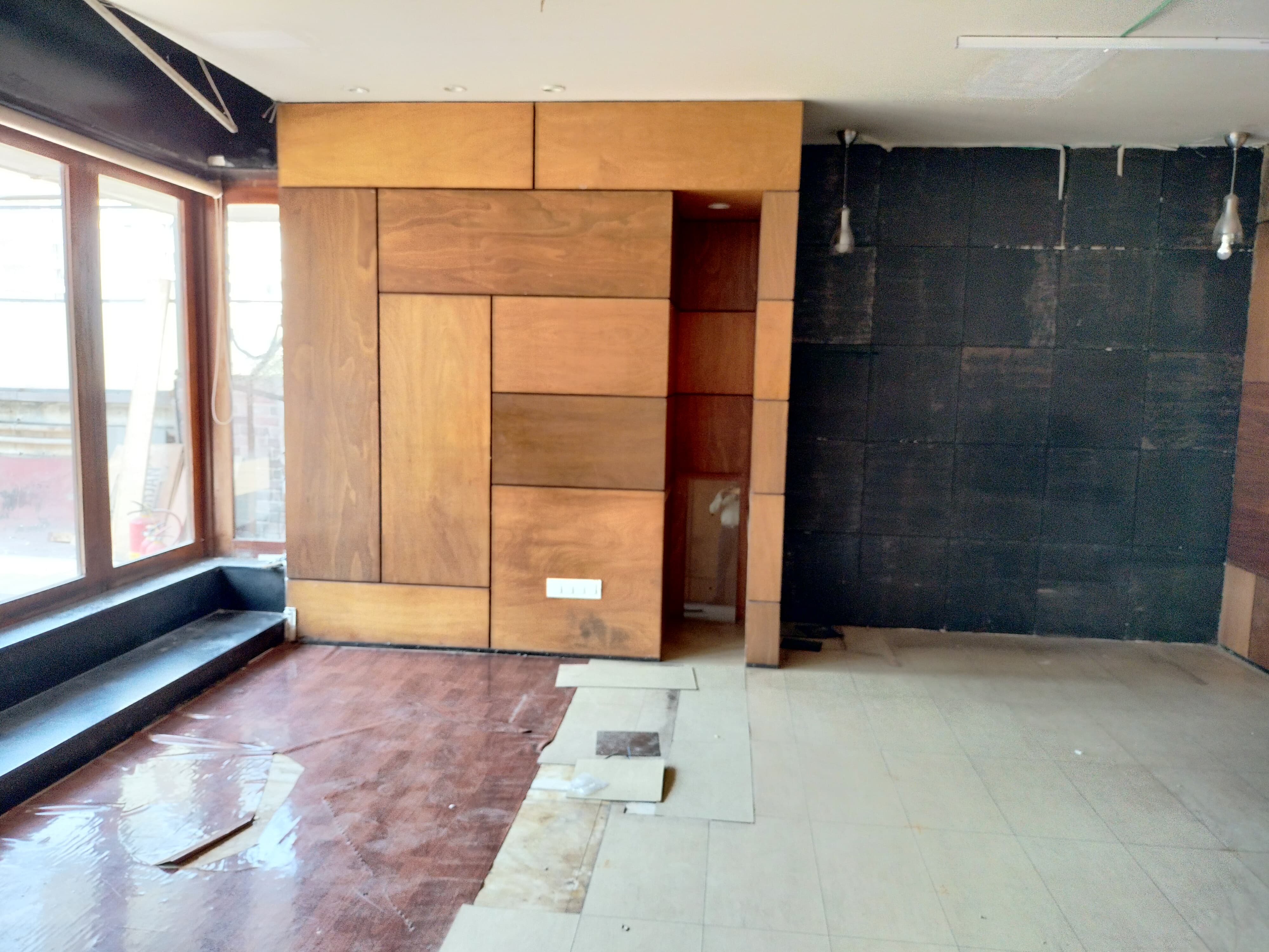 Office for Rent in Santacruz West Mumbai