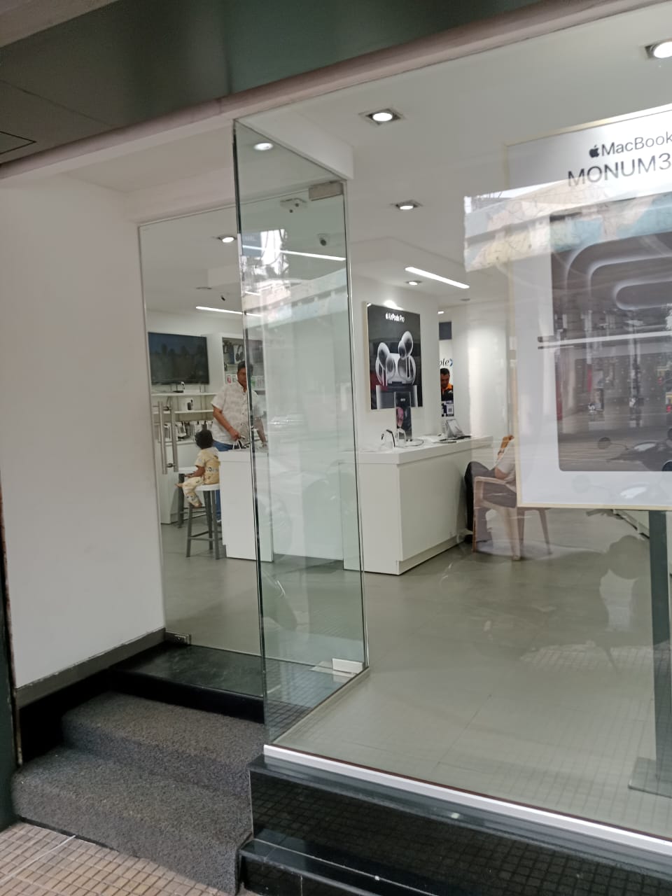 Shop for Rent in August Kranti Marg Mumbai
