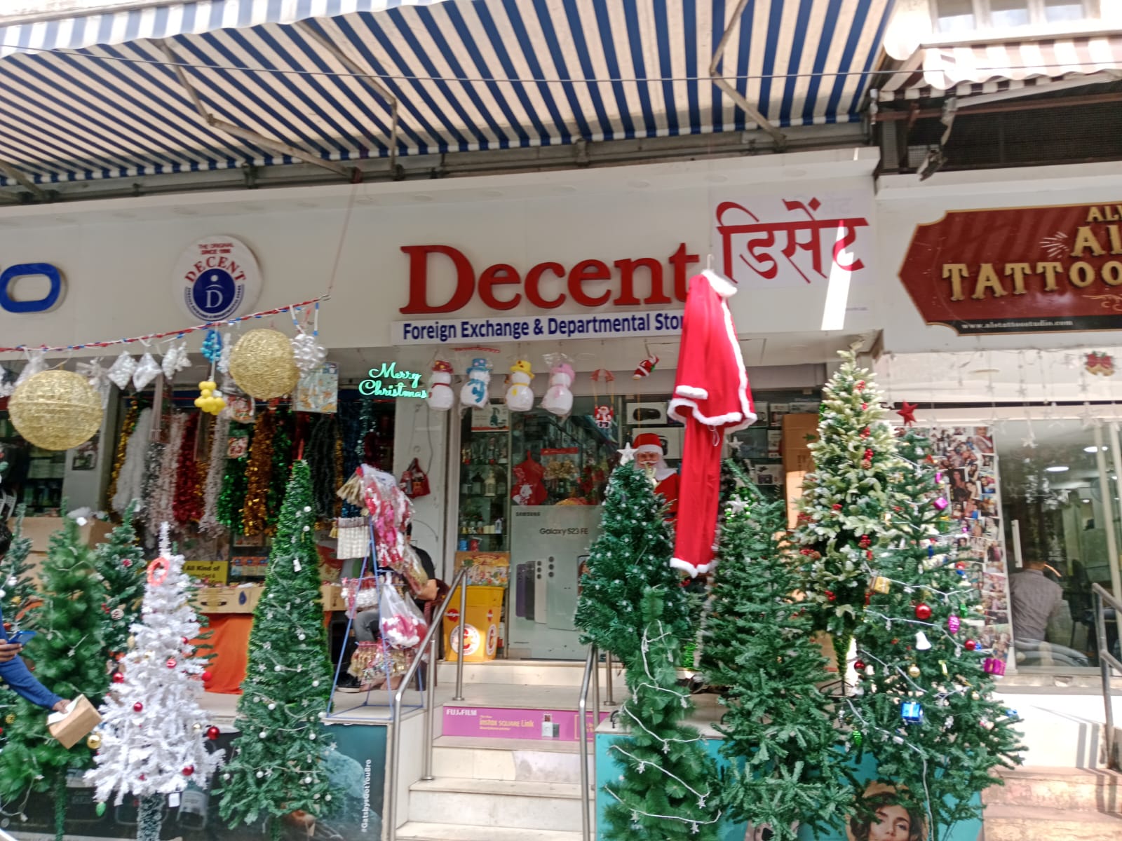 Shop for Rent in Bandra West Mumbai
