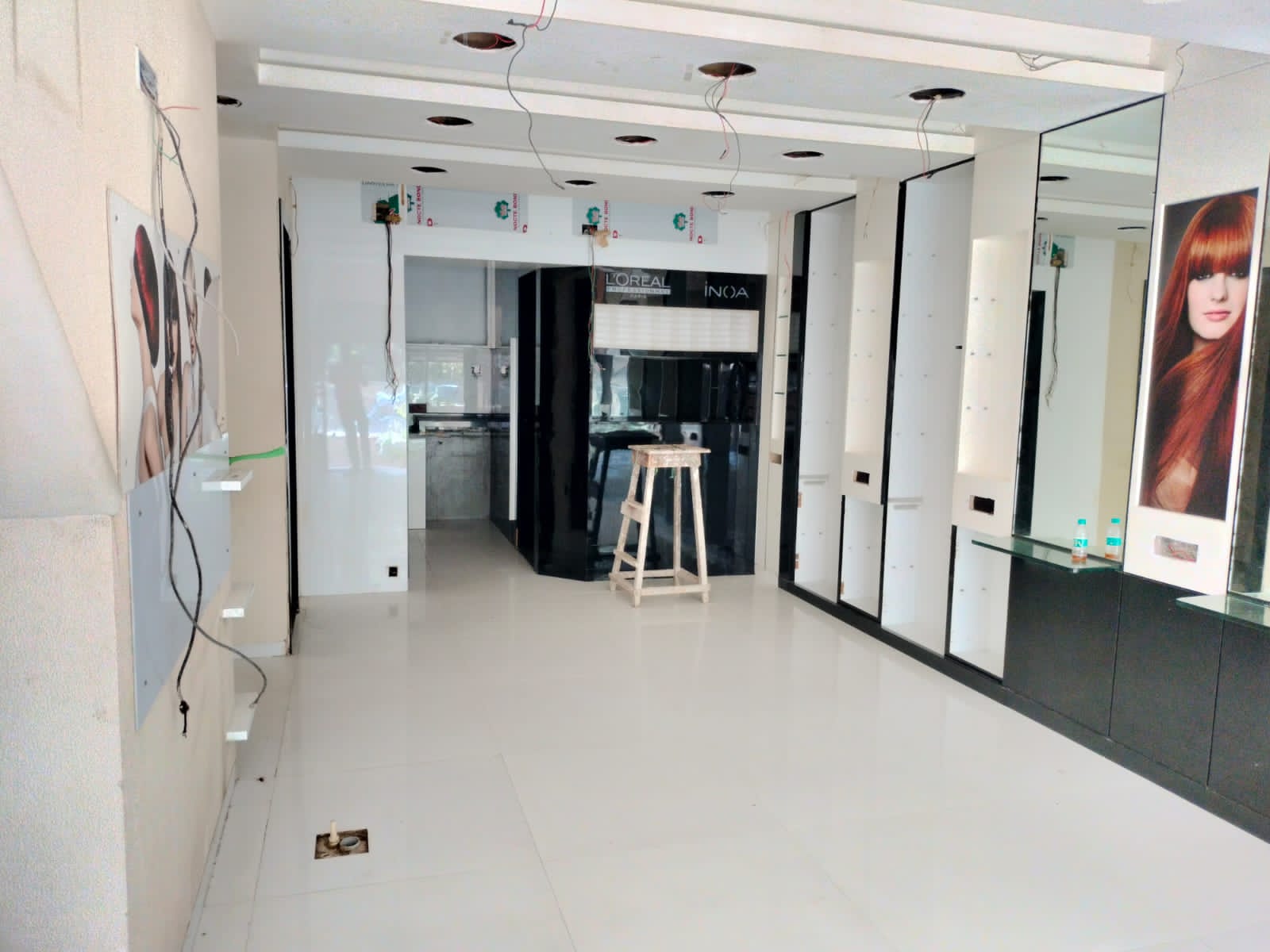 Shop for Rent in 14 Road Mumbai