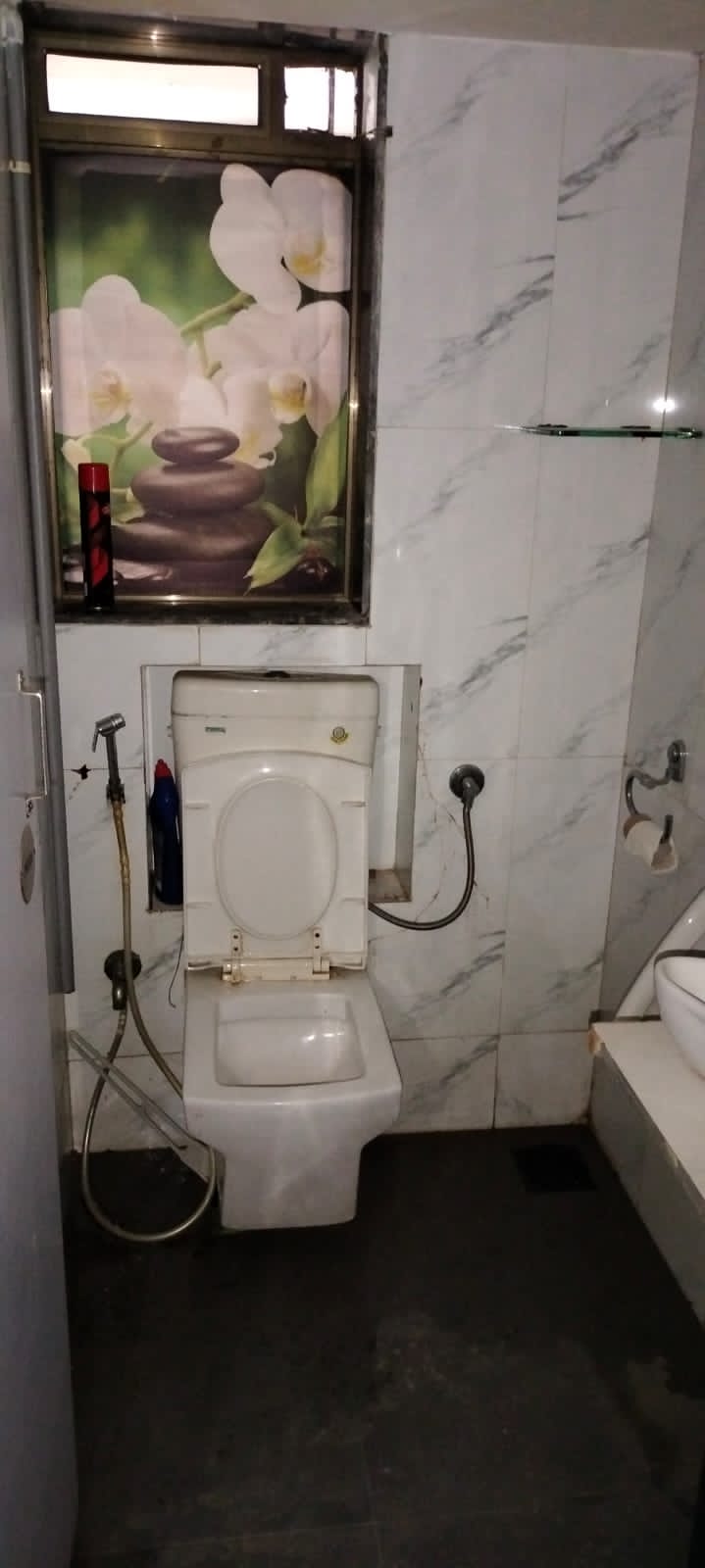 Shop for Rent in 14 Road Mumbai