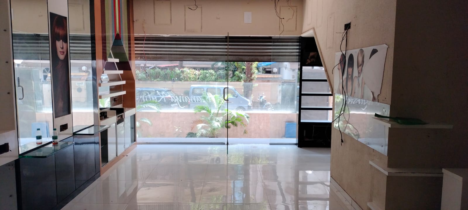 Shop for Rent in 14 Road Mumbai