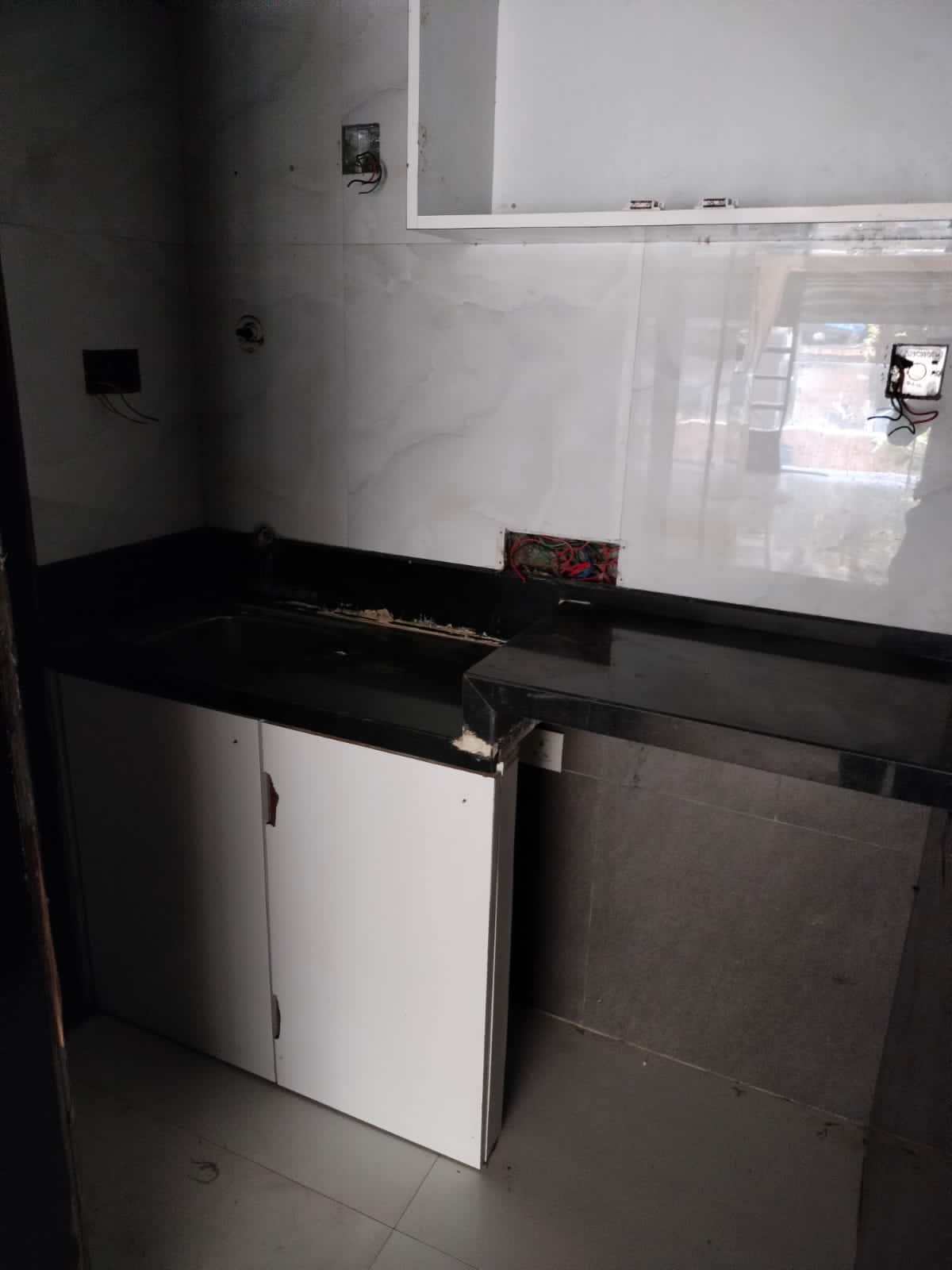 Shop for Rent in 14 Road Mumbai