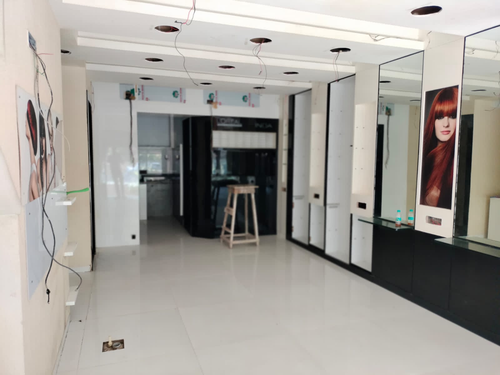 Shop for Rent in 14 Road Mumbai