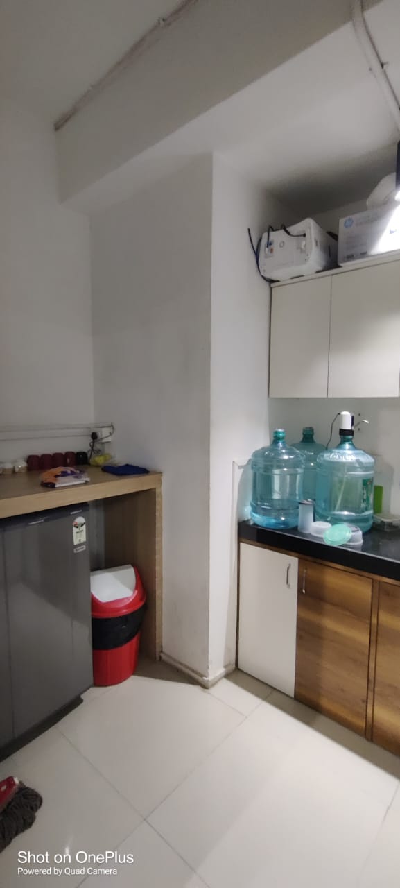 Office for Sale in Chakala Mumbai