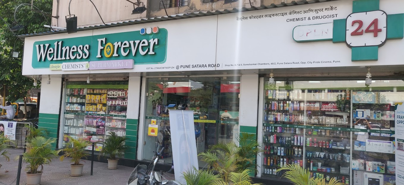 Showroom for Rent in Main Road Pune