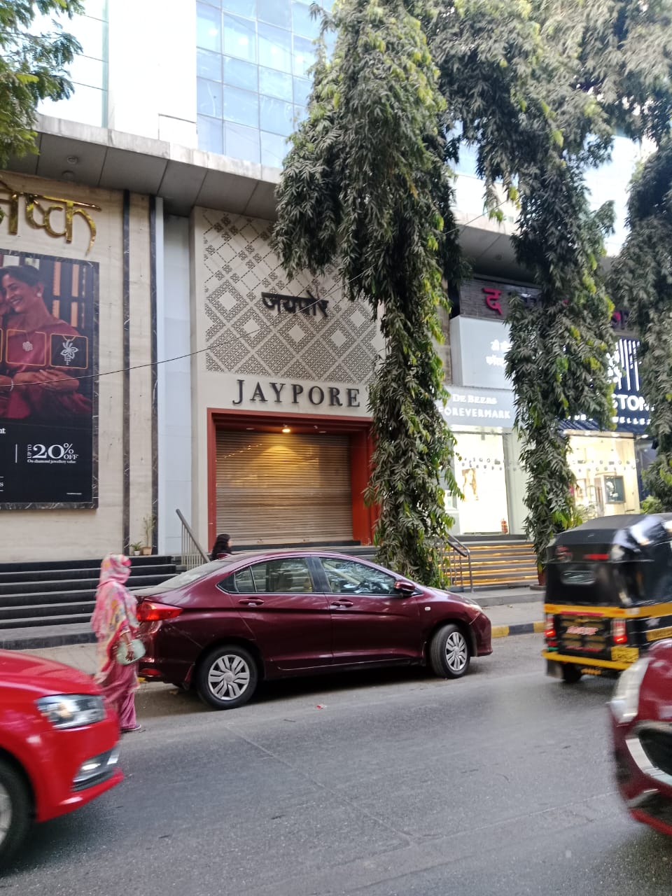 Showroom for Rent in Bandra West Mumbai
