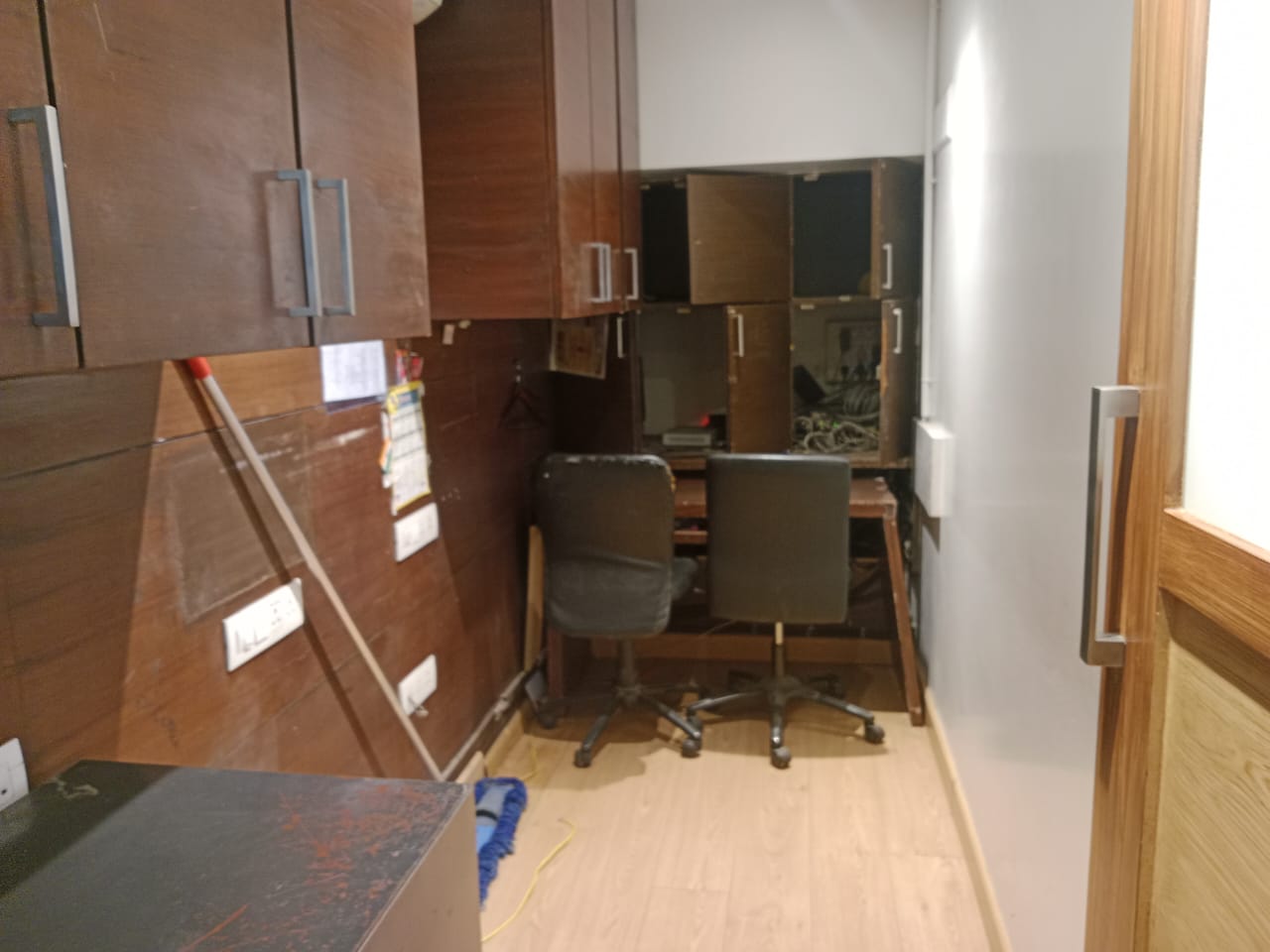 Office for Rent in Khar West Mumbai