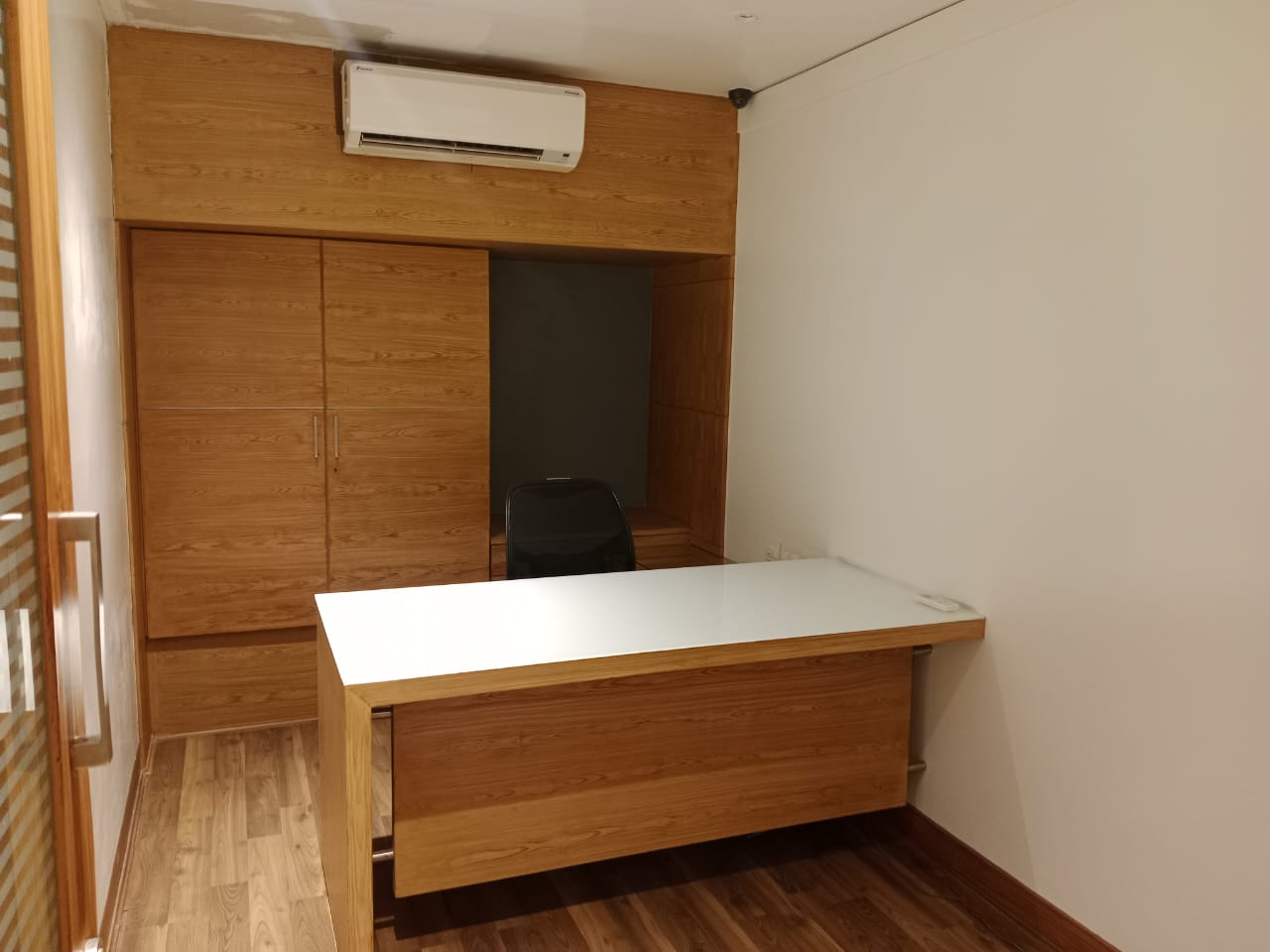 Office for Rent in Khar West Mumbai
