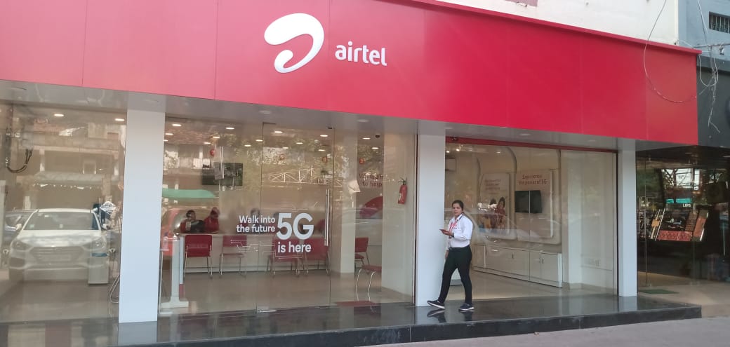 Showroom for Rent in Dharampeth Nagpur