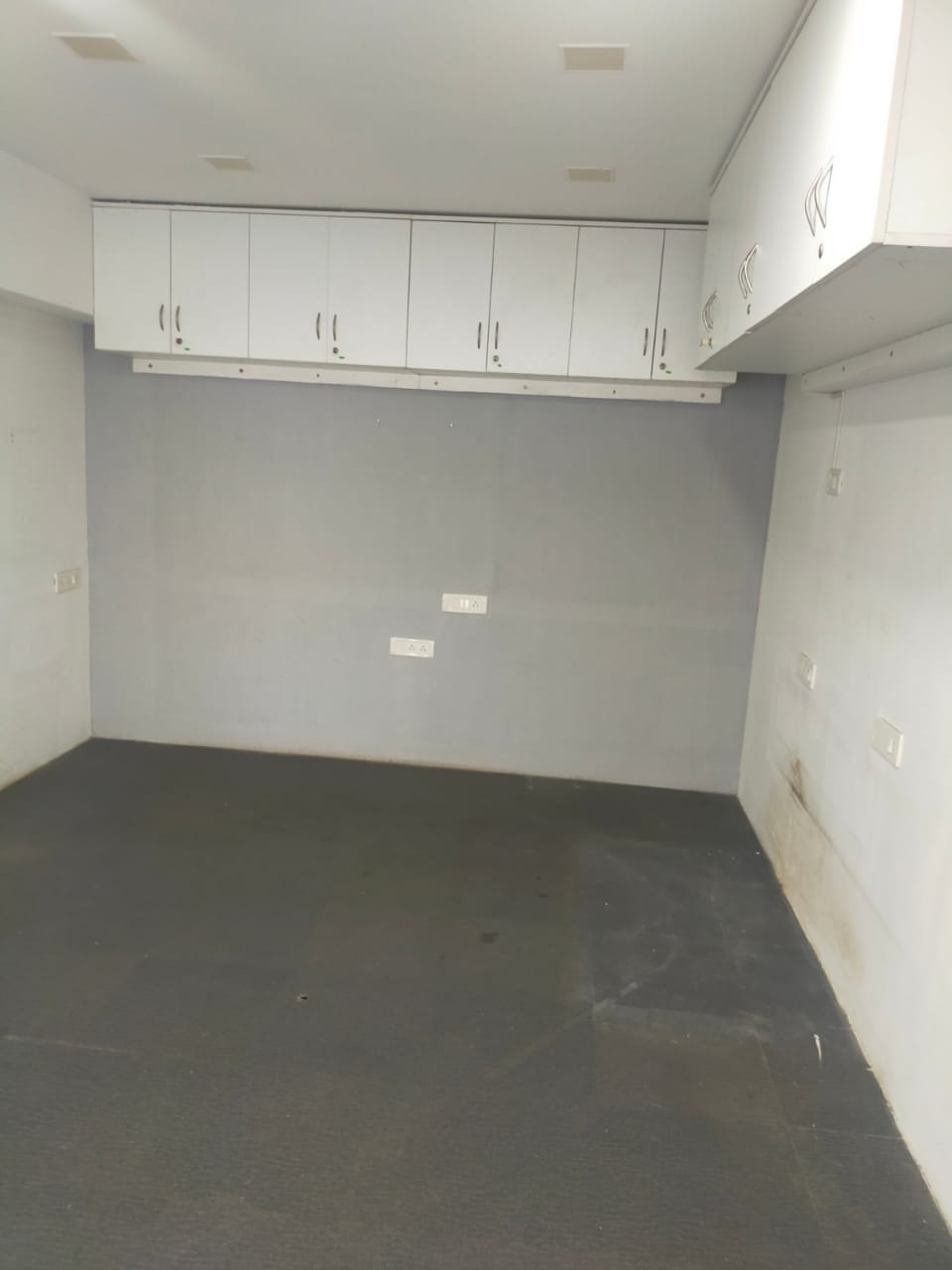 Office for Rent in Khar West Mumbai