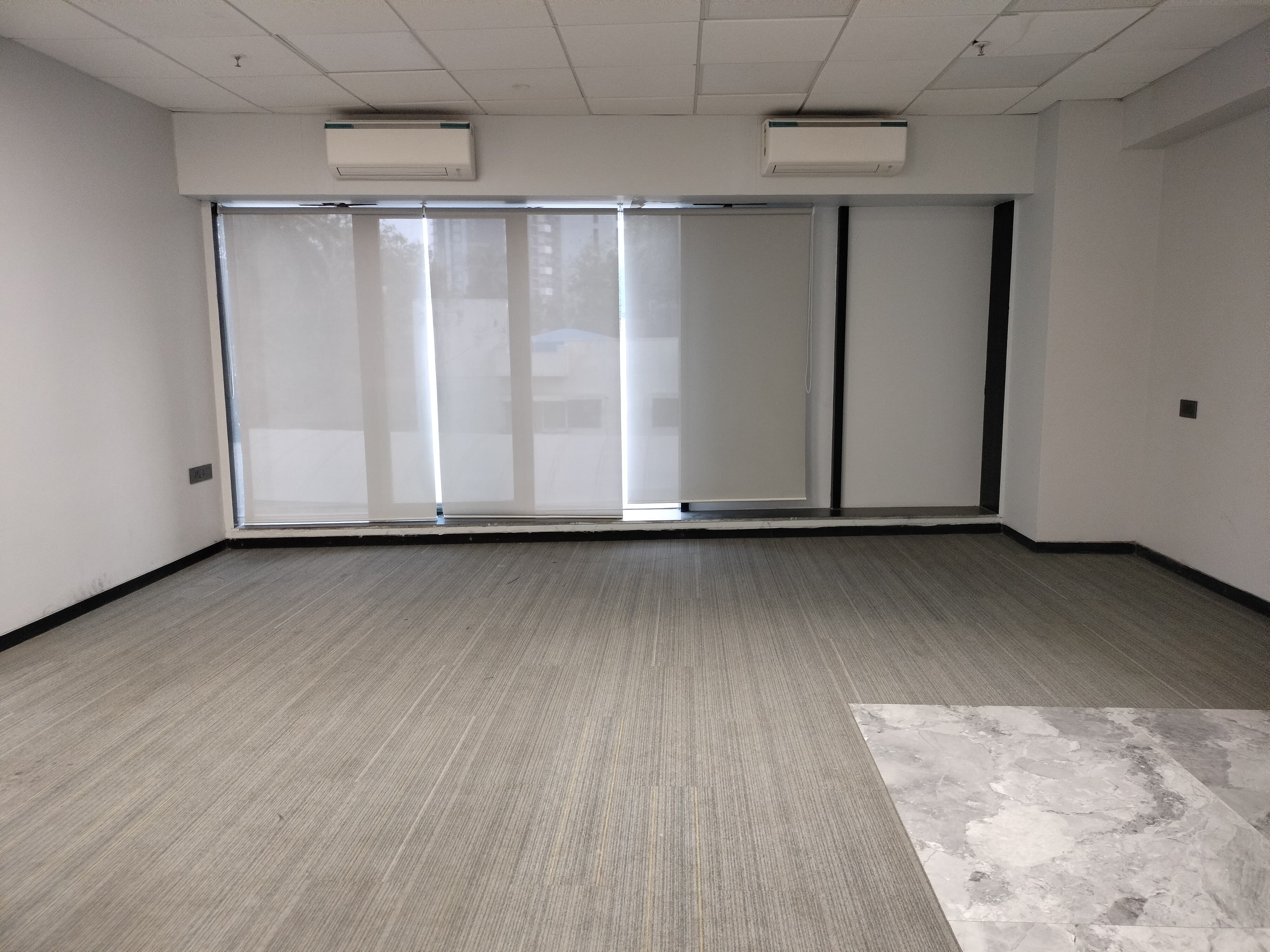 Office for Sale in Santacruz West Mumbai