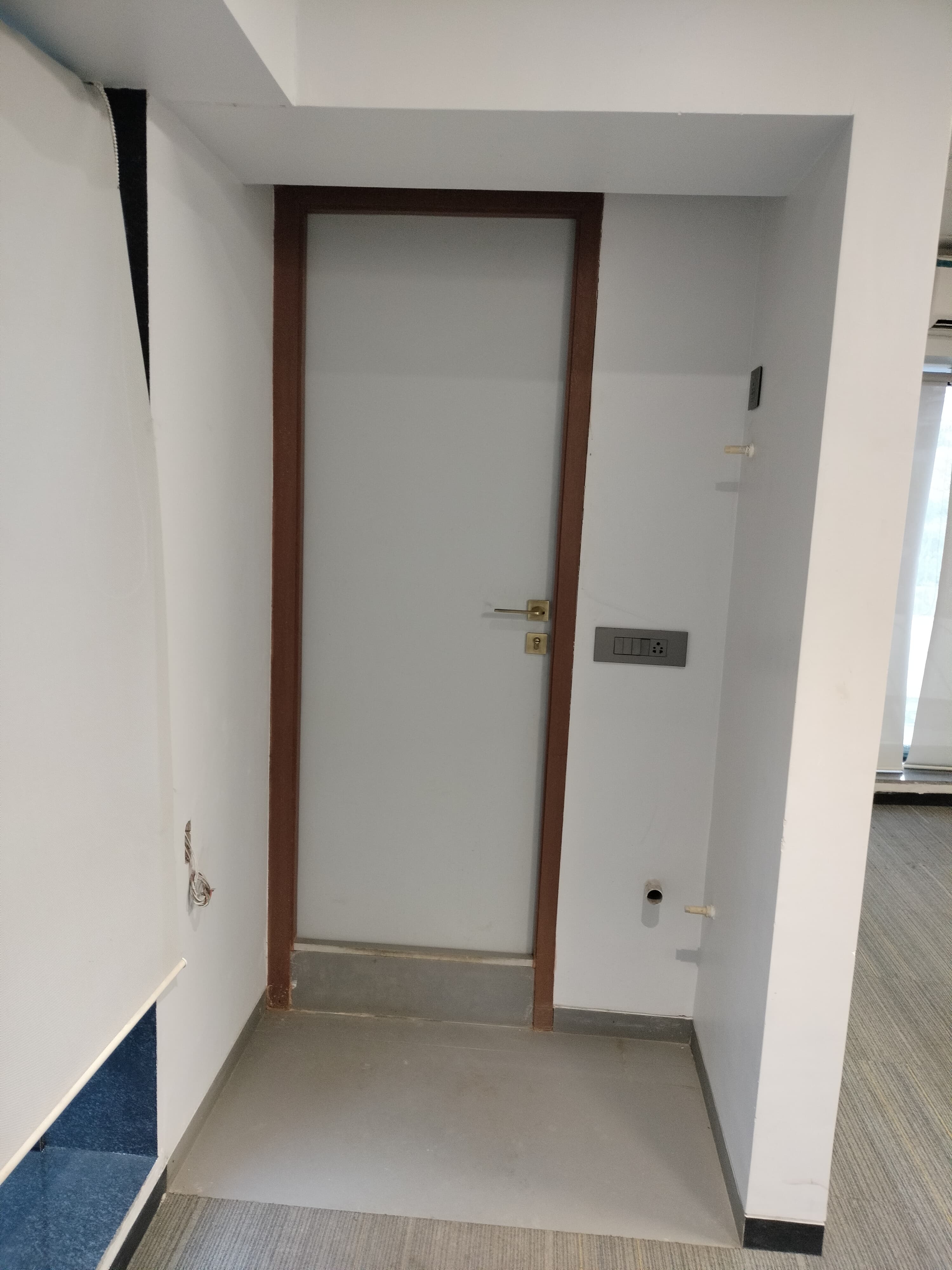 Office for Sale in Santacruz West Mumbai