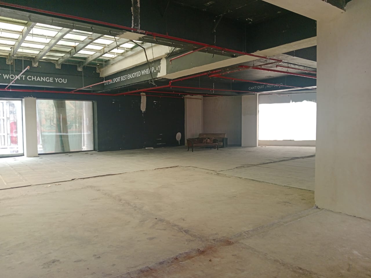 Office for Sale in Link  Road Mumbai