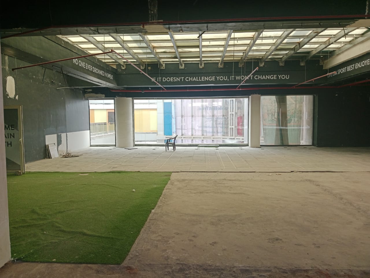 Office for Sale in Link  Road Mumbai