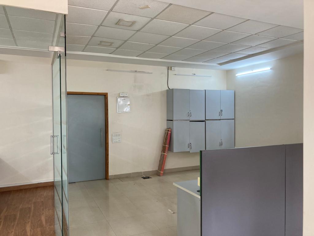 Office for Sale in Worli Mumbai