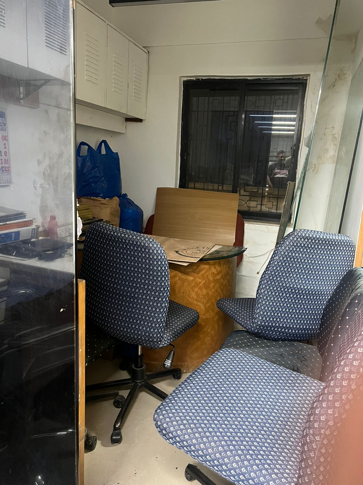 Showroom for Rent in Santacruz West Mumbai