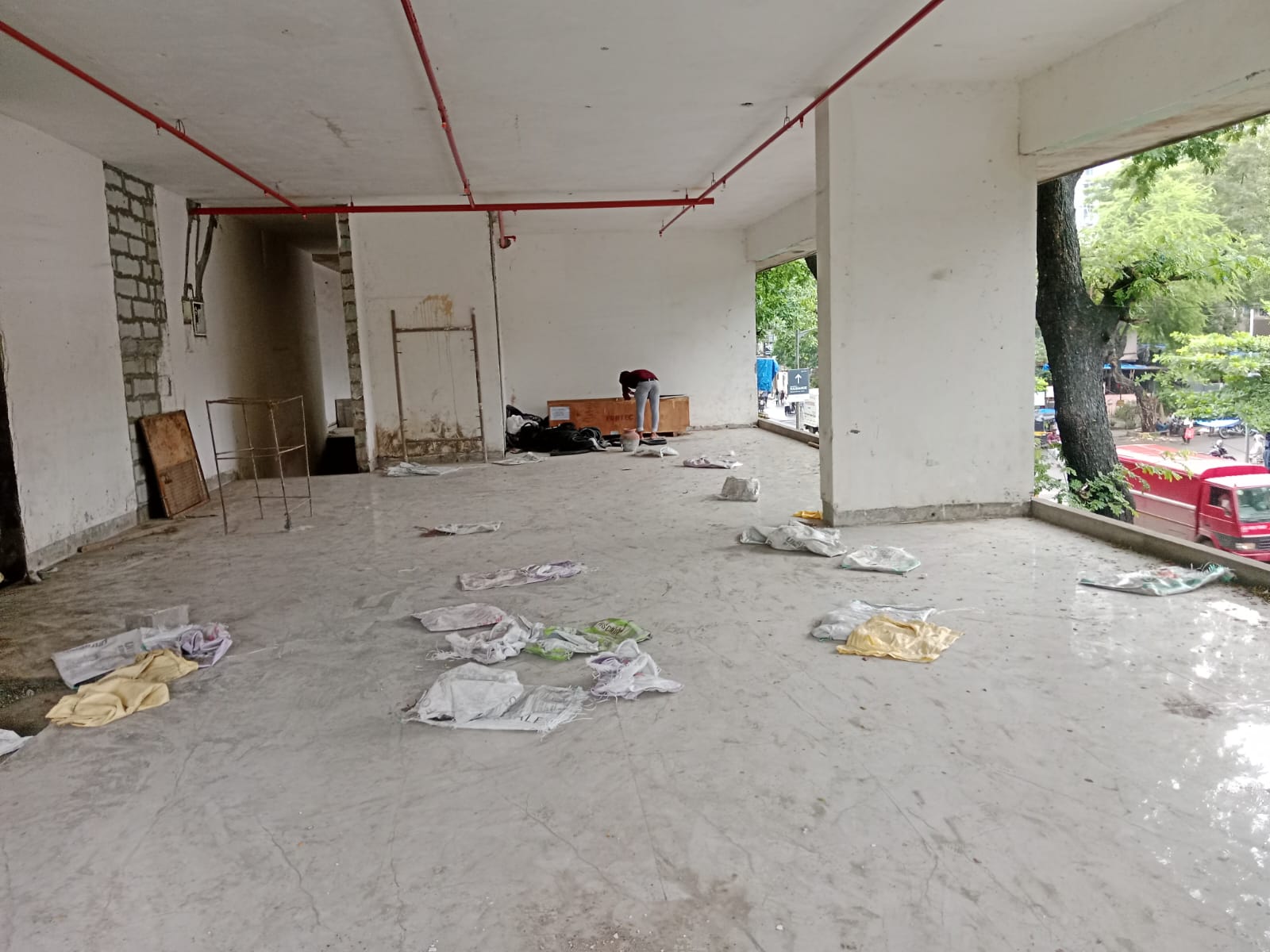Showroom for Rent in M G  Road Mumbai