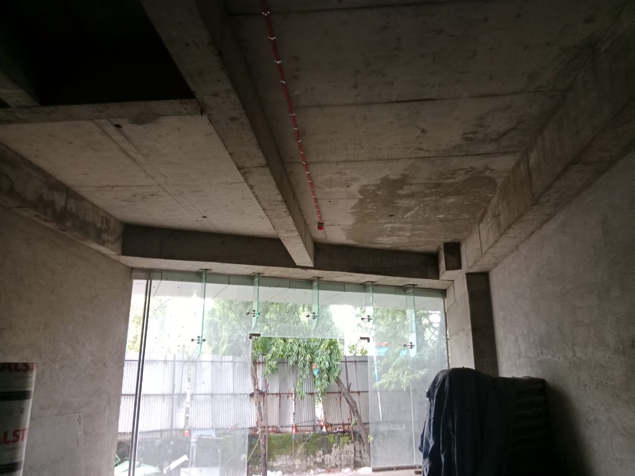 Showroom for Rent in L B S Marg Mumbai
