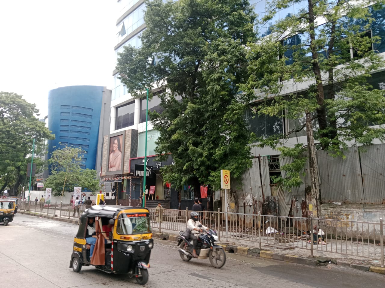 Showroom for Rent in L B S Marg Mumbai