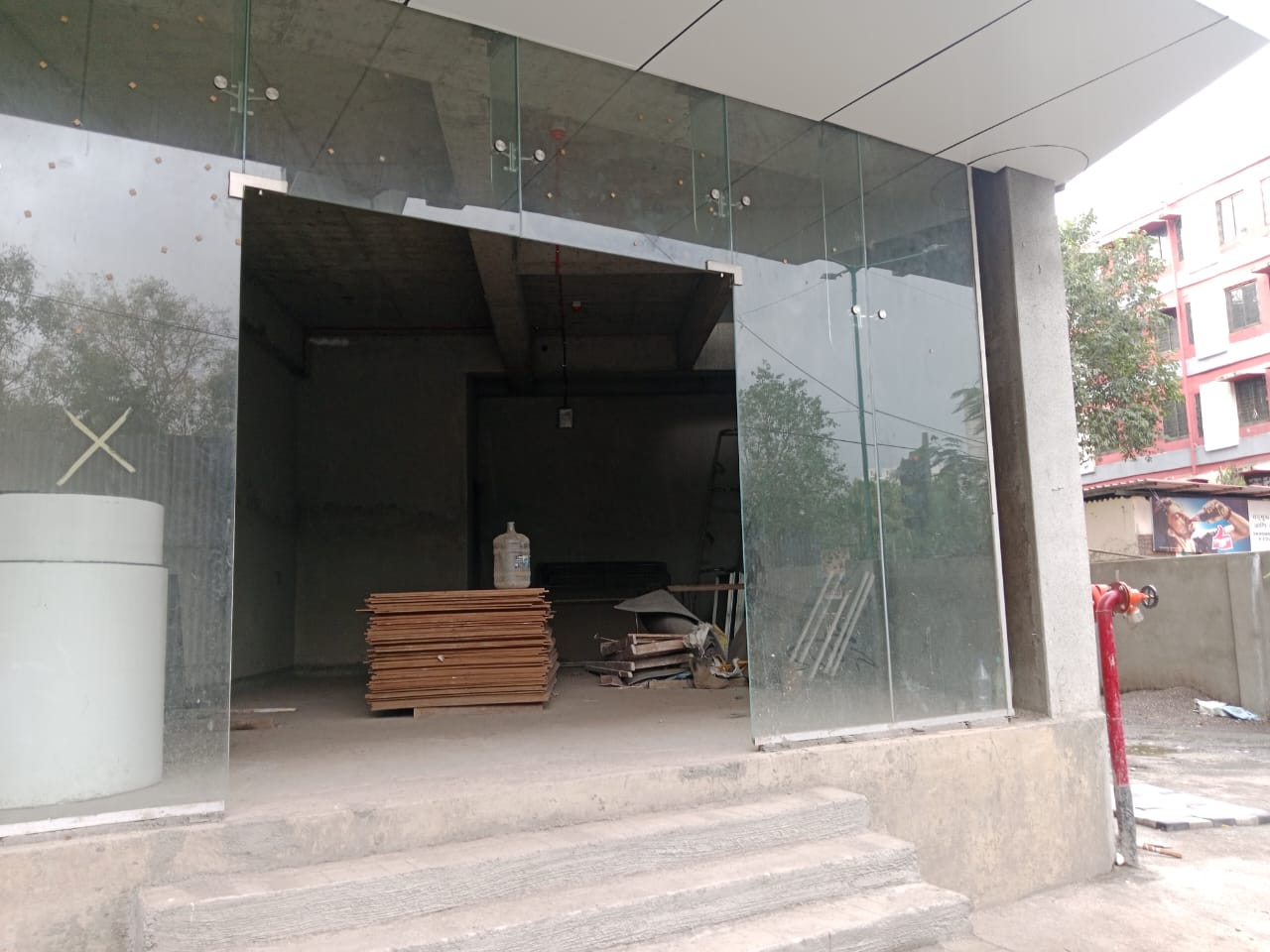 Showroom for Rent in L B S Marg Mumbai