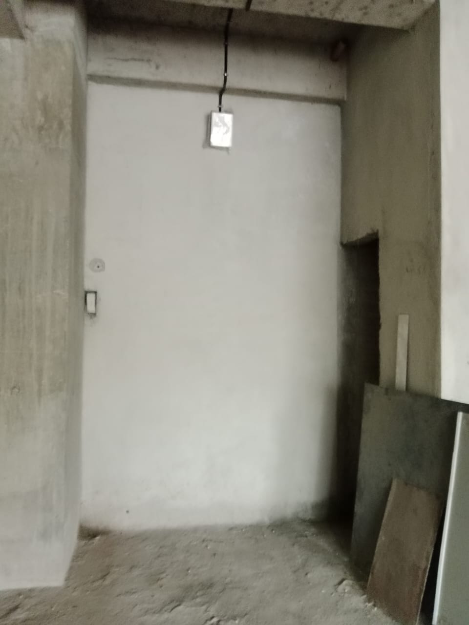 Showroom for Rent in L B S Marg Mumbai