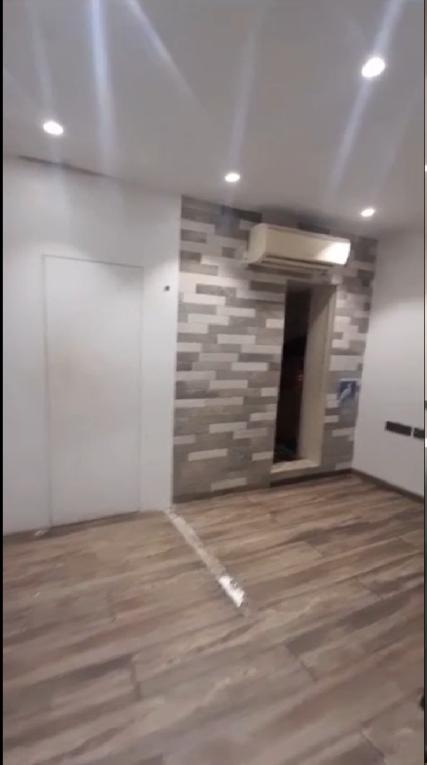 Restaurant for Rent in Off Hill Road Mumbai