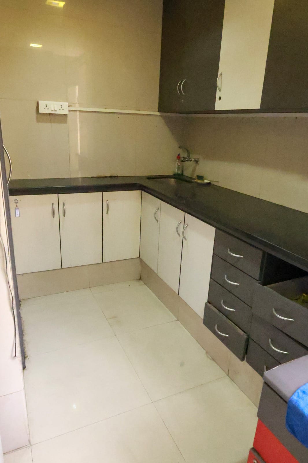 Office for Rent in Senapati Bapat  Marg Mumbai