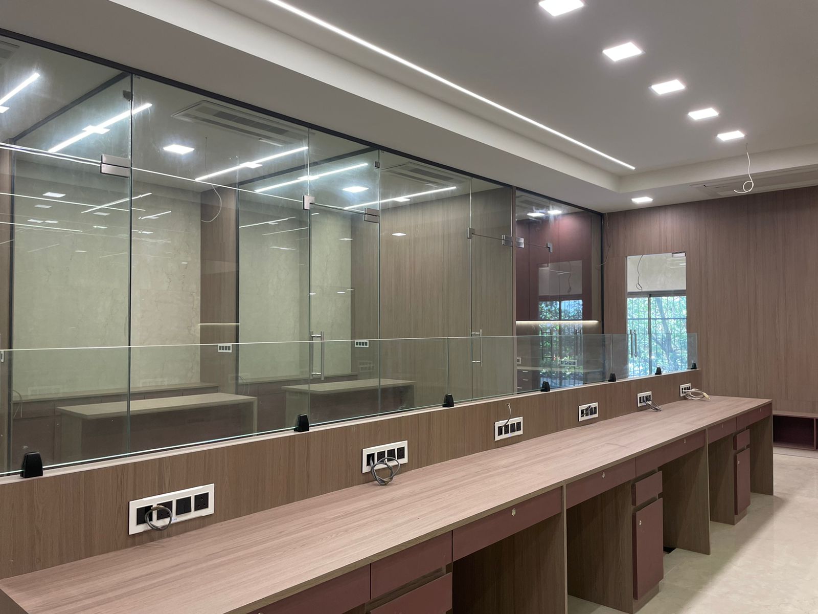 Office for Rent in Santacruz West Mumbai
