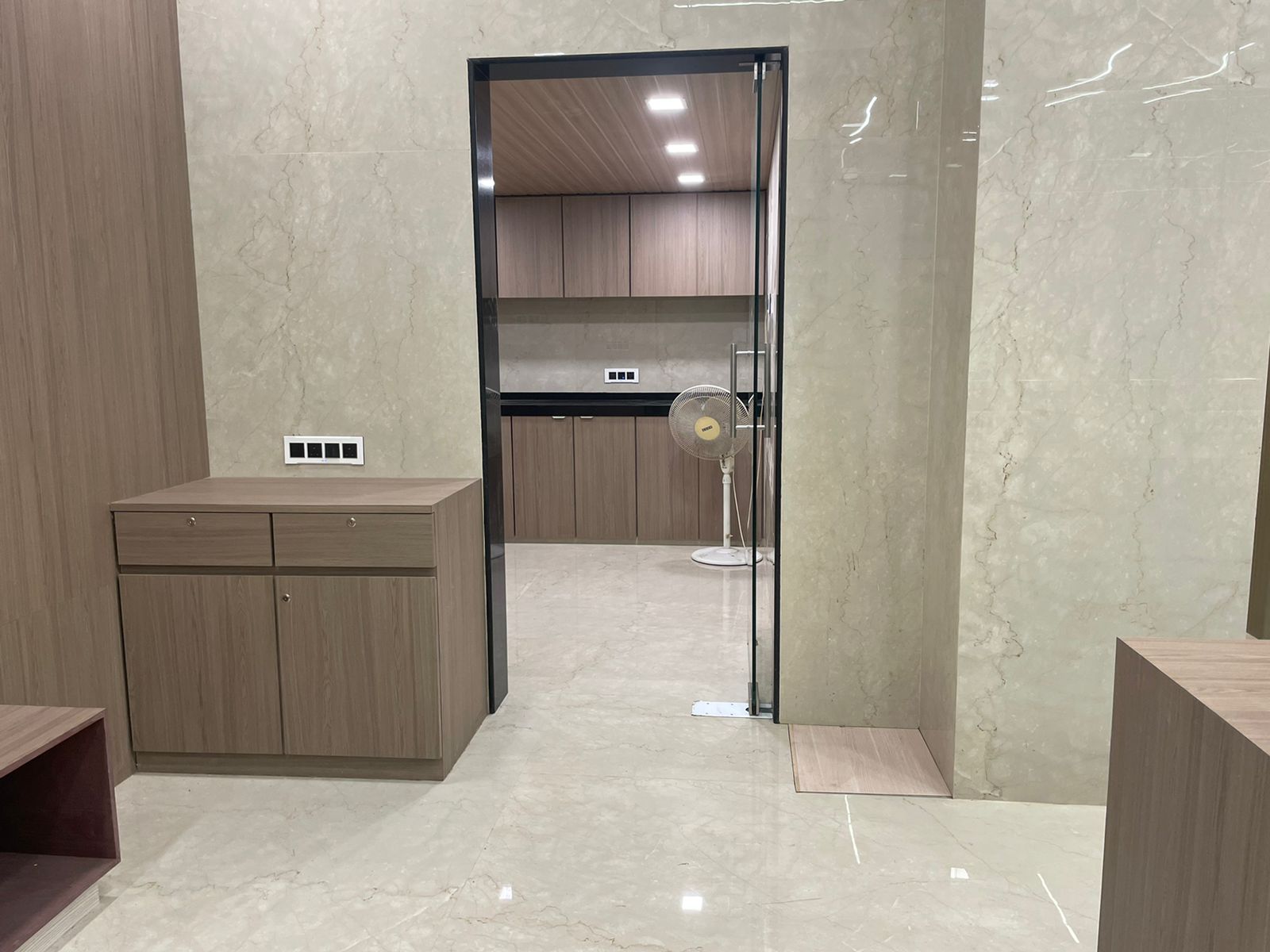 Office for Rent in Santacruz West Mumbai