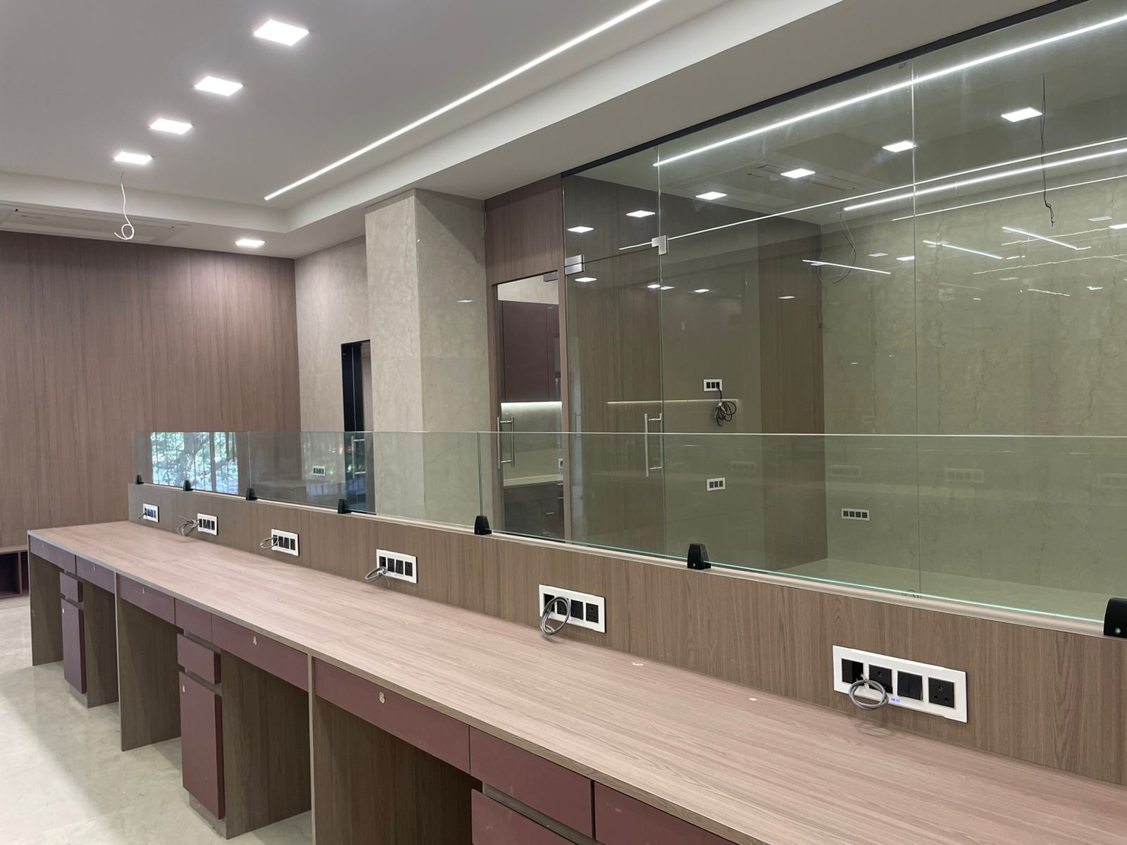 Office for Rent in Santacruz West Mumbai