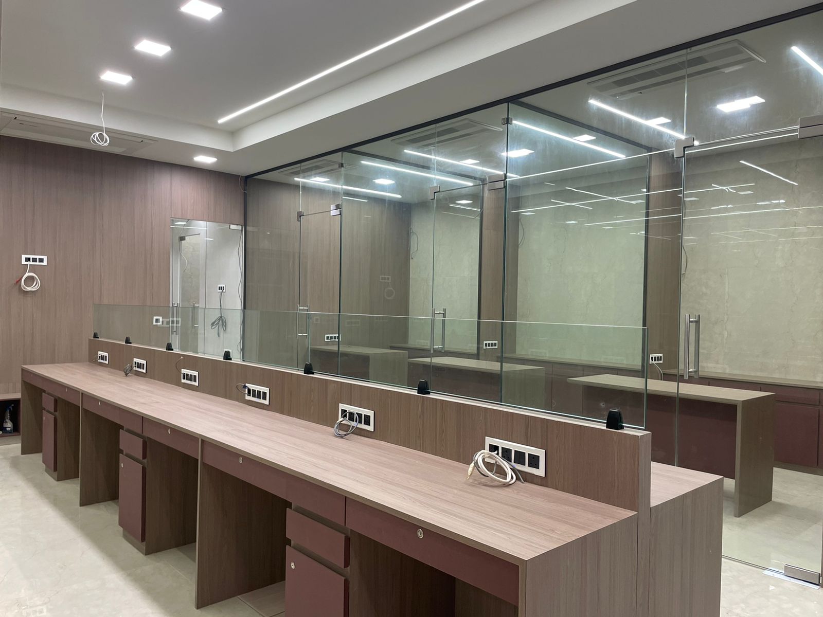 Office for Rent in Santacruz West Mumbai