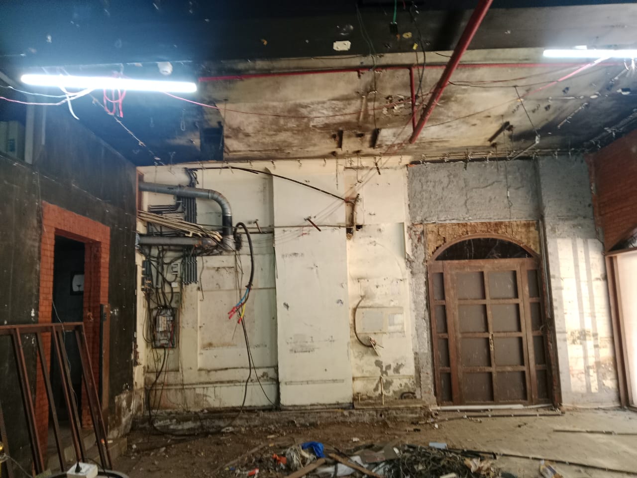 Showroom for Rent in Link Road Mumbai