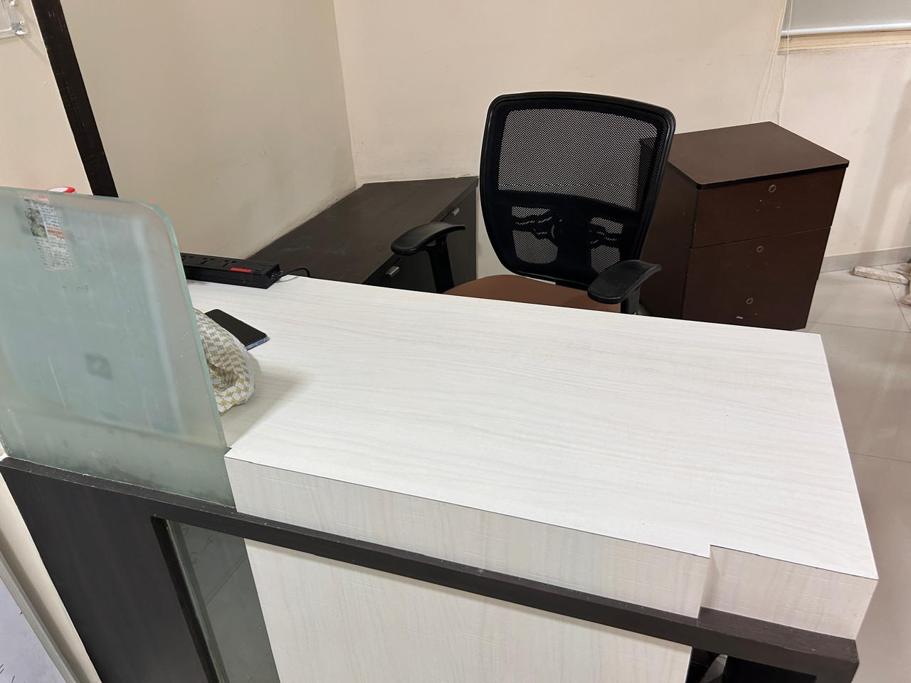 Office for Rent in S V Road Mumbai