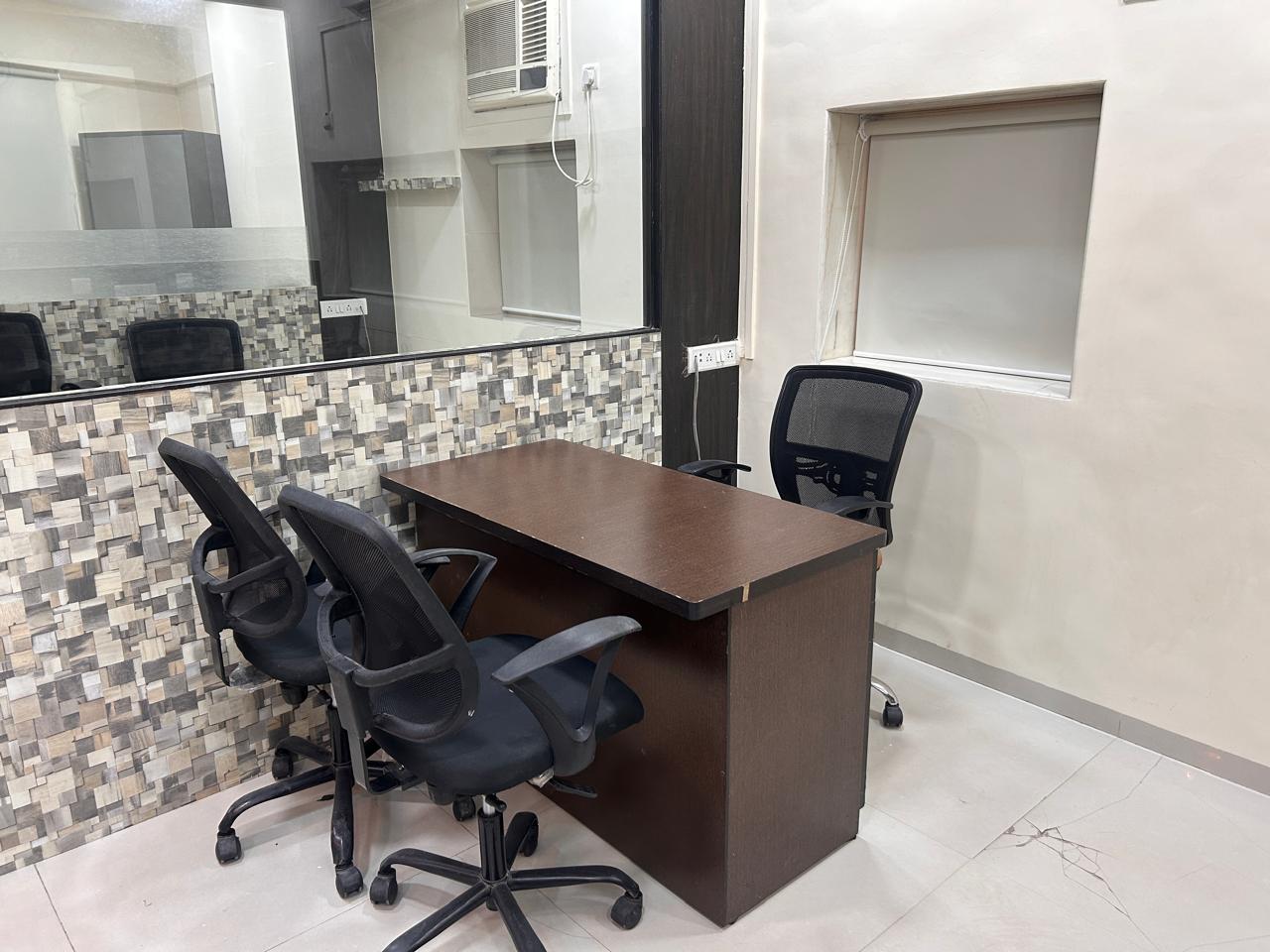 Office for Rent in S V Road Mumbai