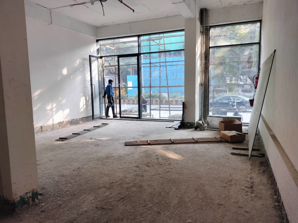 Showroom for Rent in Santacruz West Mumbai