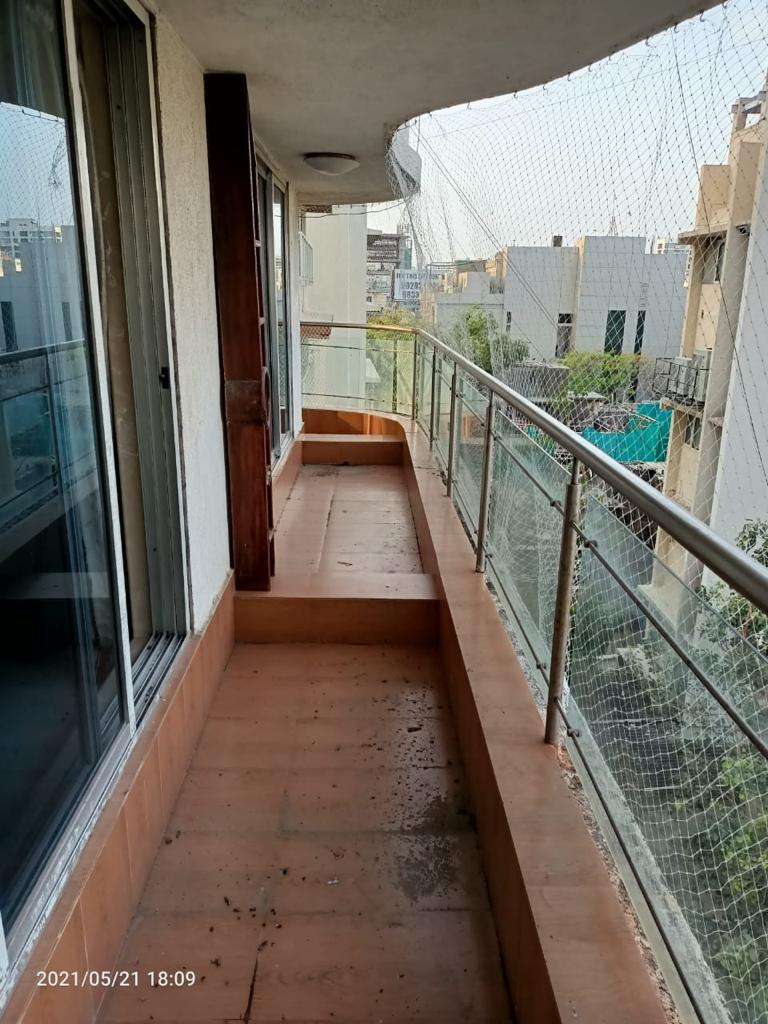 4 BHK Apartment for Rent in Khar West Mumbai