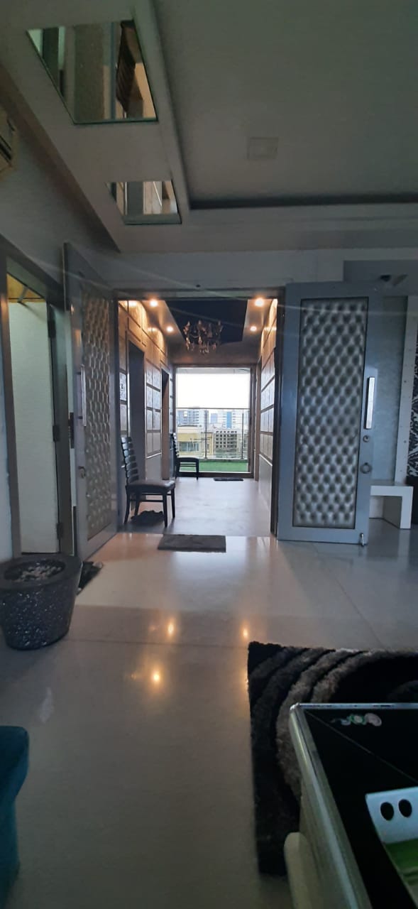 Apartment for Rent in Bandra West Mumbai
