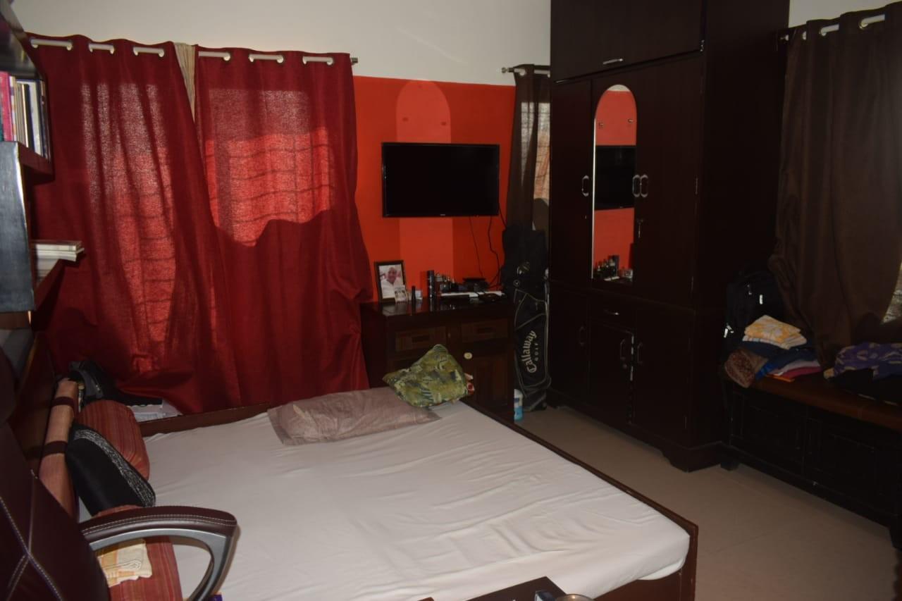 3 BHK Apartment for Rent in Almeida park Mumbai