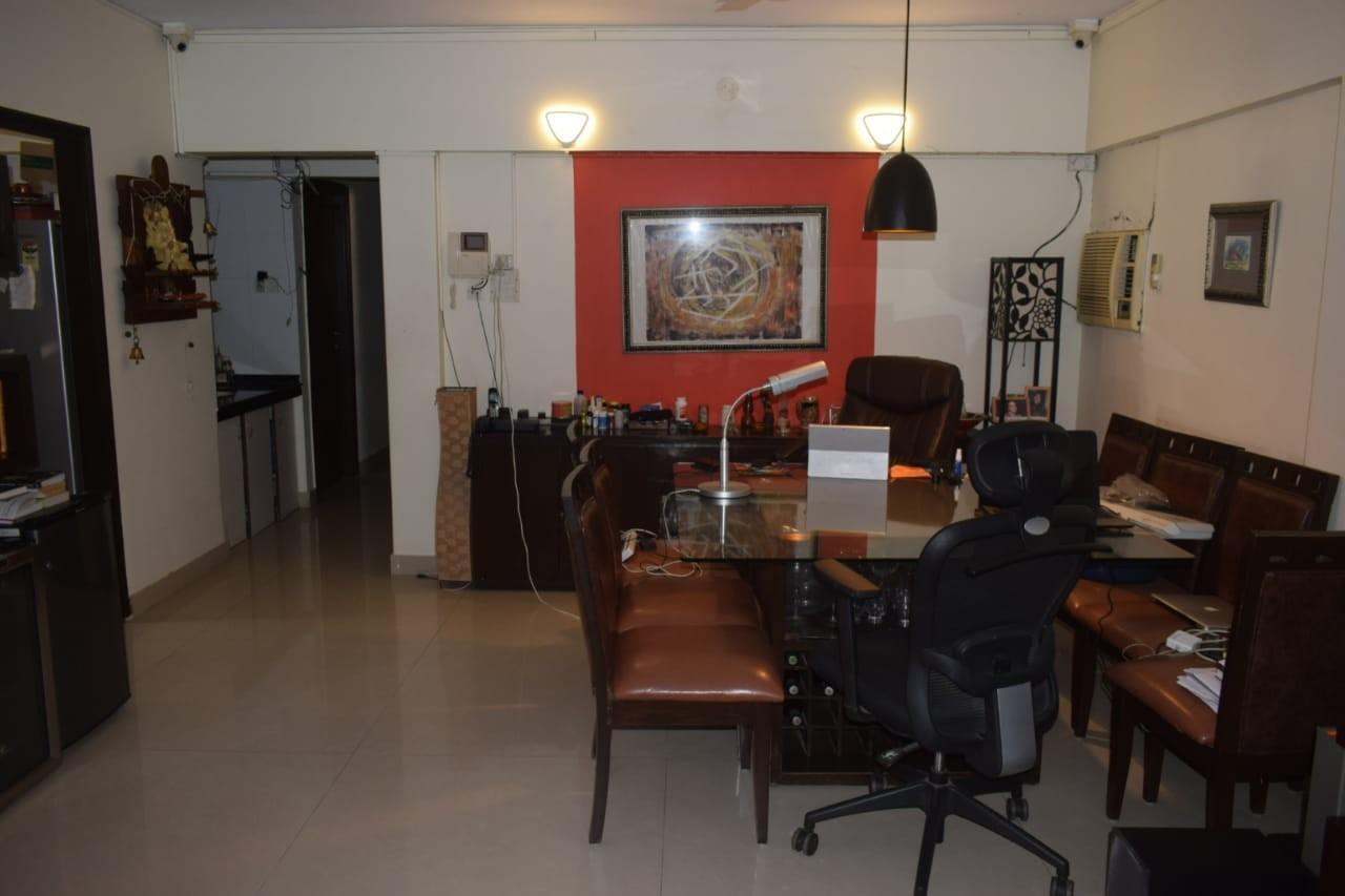 3 BHK Apartment for Rent in Almeida park Mumbai
