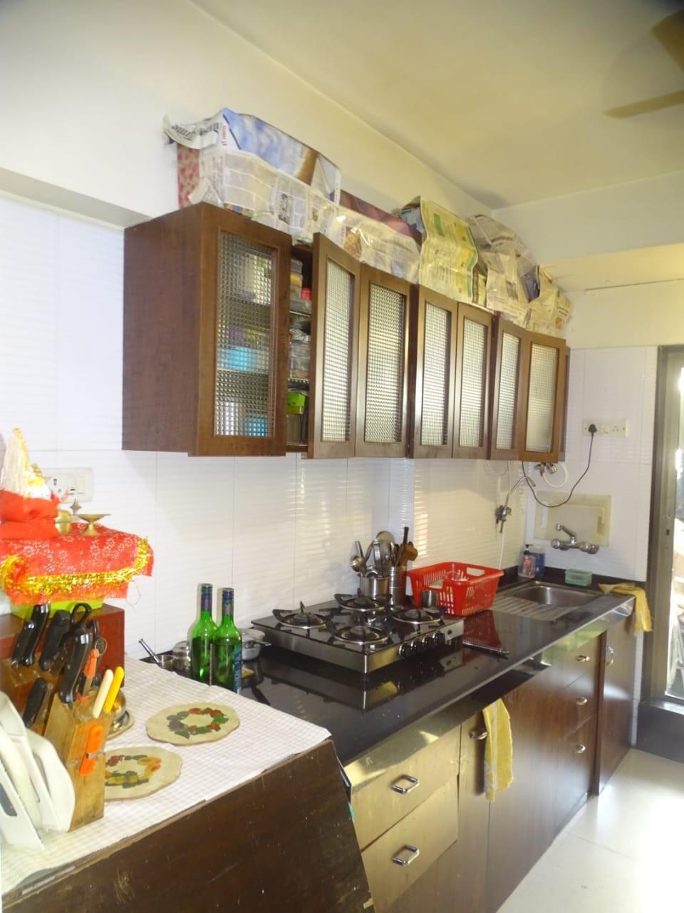 3 BHK Apartment for Rent in Almeida park Mumbai